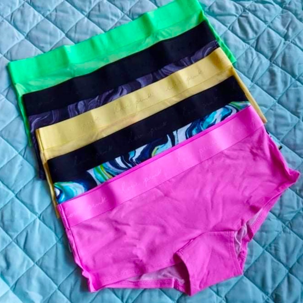 PINK Shortie size Medium NIP